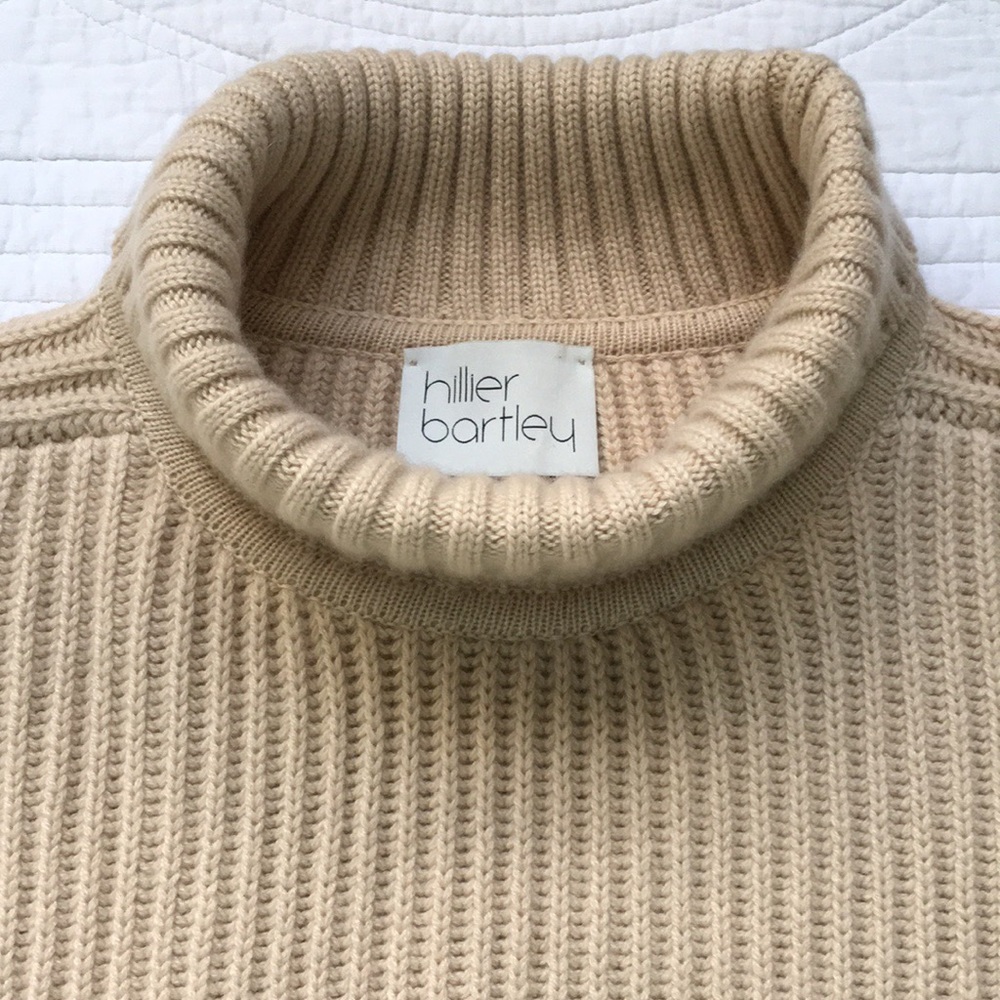 Hillier Bartley Cashmere Fringe Oversized Turtleneck Sweater Cream Gold S / M - Picture 3 of 16